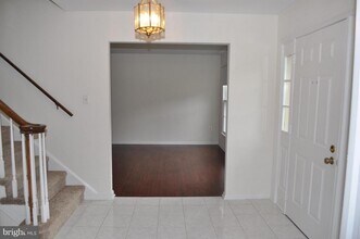 2109 Falling Creek Rd in Silver Spring, MD - Building Photo - Building Photo
