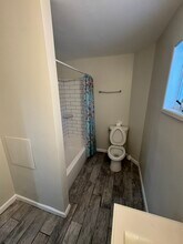 85 Lawn Park Ave in Lawrence Township, NJ - Building Photo - Building Photo