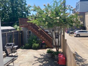 650 Kenyon St NW in Washington, DC - Building Photo - Building Photo