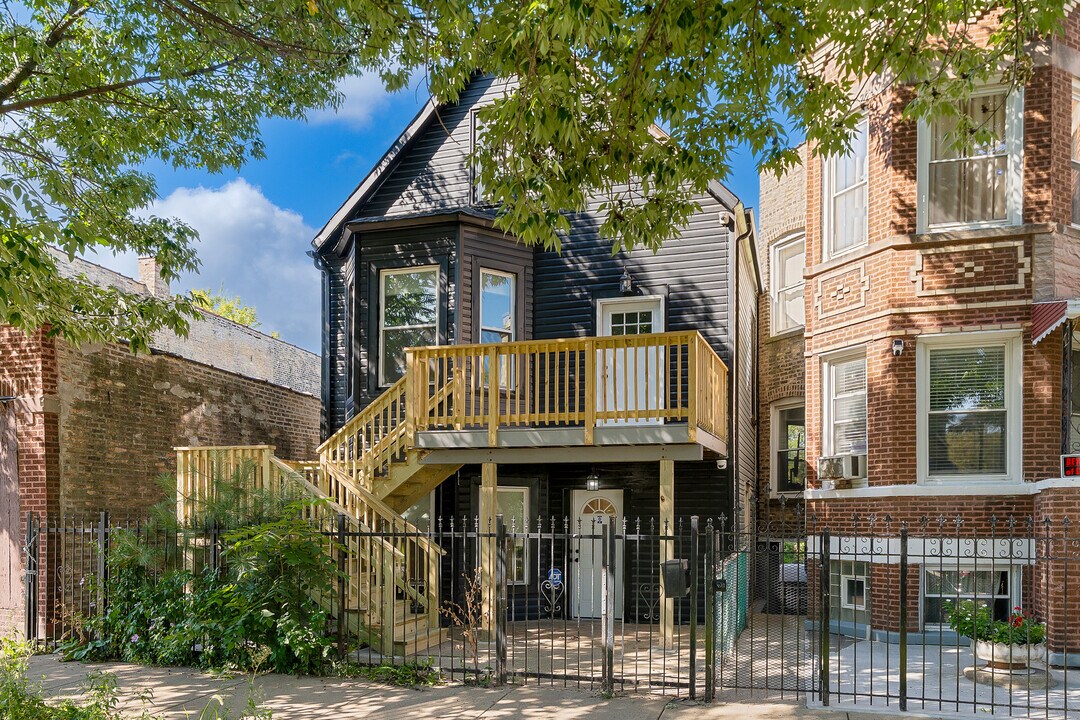 1406 N Kildare Ave, Unit 1 in Chicago, IL - Building Photo