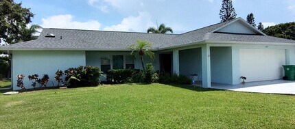 1132 SE Oriental Ave in Port St. Lucie, FL - Building Photo - Building Photo
