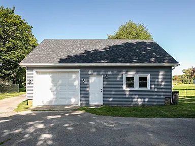 property at 566 E Main Rd