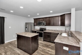 3629 Avalon Lake Dr SW in Madison, AL - Building Photo - Building Photo