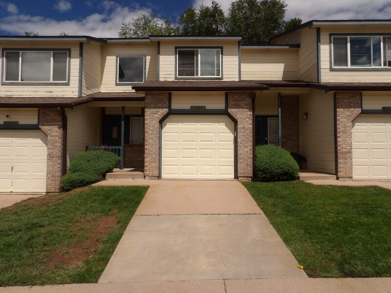 3732 Pacific Dr in Colorado Springs, CO - Building Photo