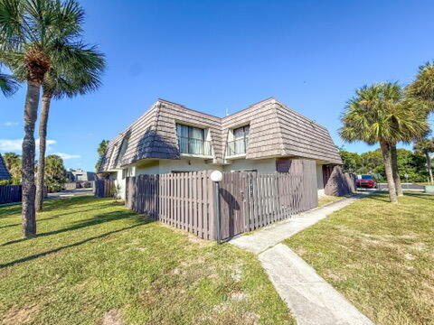 1855 N Congress Ave in West Palm Beach, FL - Building Photo