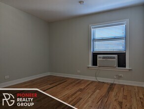 510 W Arlington Pl, Unit 4 in Chicago, IL - Building Photo - Building Photo