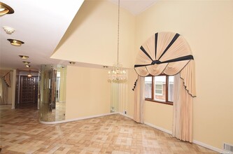 83-14 Abingdon Rd in Queens, NY - Building Photo - Building Photo