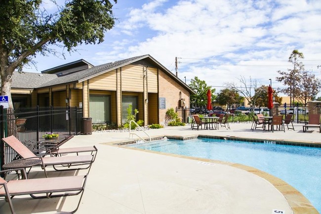 Hawthorne House in Midland, TX - Building Photo - Building Photo