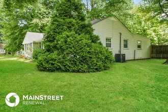 9211 Aristides Dr in Louisville, KY - Building Photo - Building Photo