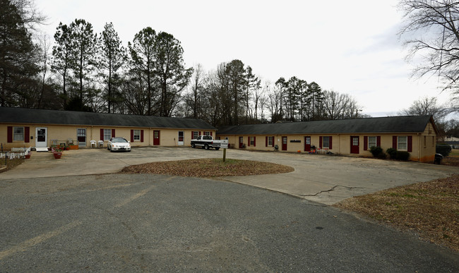 595 Betty St in Gastonia, NC - Building Photo - Building Photo