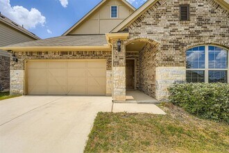 155 Switch Bud Dr in Buda, TX - Building Photo - Building Photo