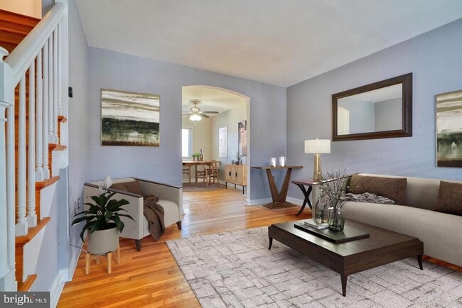 property at 1954 Holborn Rd