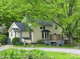 4666 NY-212 in Willow, NY - Building Photo