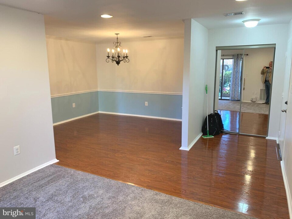 8101 Needwood Rd-Unit -T101 in Derwood, MD - Building Photo