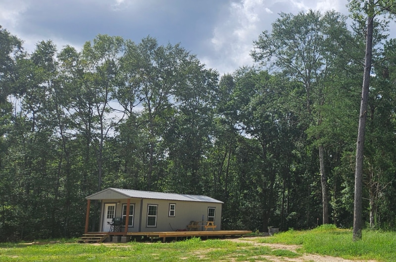 761 Backwoods Rd in Century, FL - Building Photo