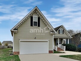 112 Spalding Ln in Clayton, NC - Building Photo