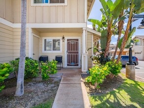 1020 Kakala St in Kapolei, HI - Building Photo - Building Photo