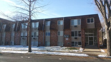 DJ Smith Realty Emerson Ave S in Minneapolis, MN - Foto de edificio - Building Photo