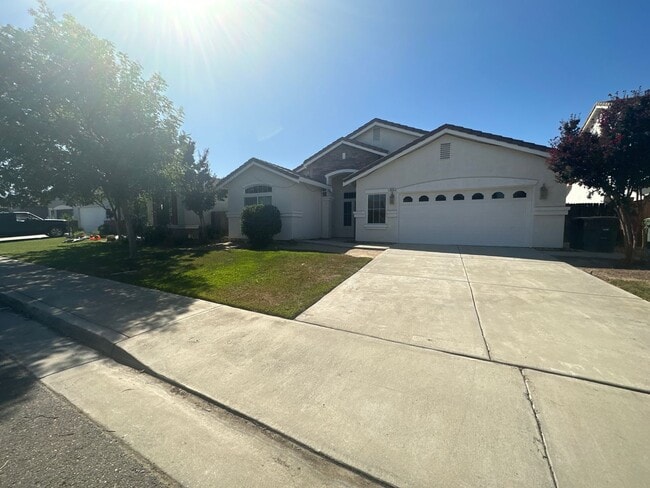 property at 543 Chandler Ct