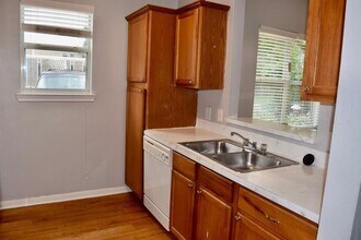 2302 Colorado St in Houston, TX - Building Photo - Building Photo