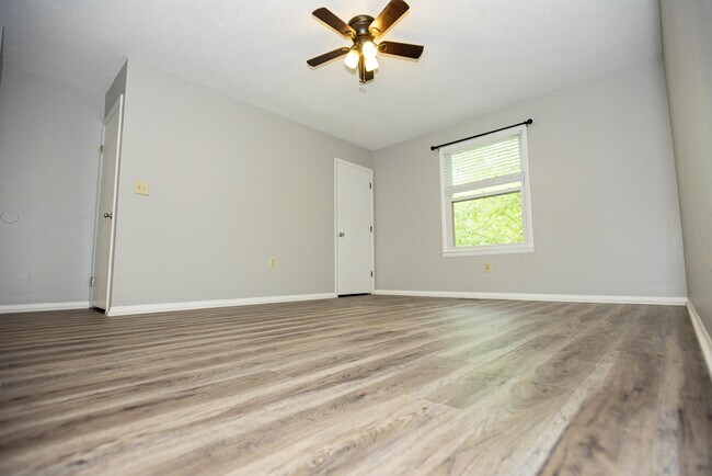 17 Byard St, Unit 17 in Athens, OH - Building Photo - Building Photo