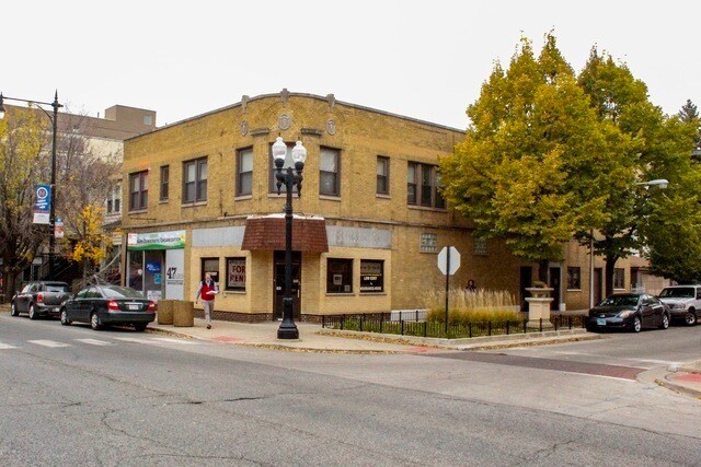 4004 N Bell Ave in Chicago, IL - Building Photo