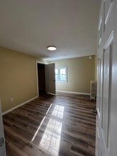 158 Fallbrook St in Carbondale, PA - Foto de edificio - Building Photo