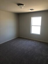 1628 Paige Dr in Bullhead City, AZ - Building Photo - Building Photo