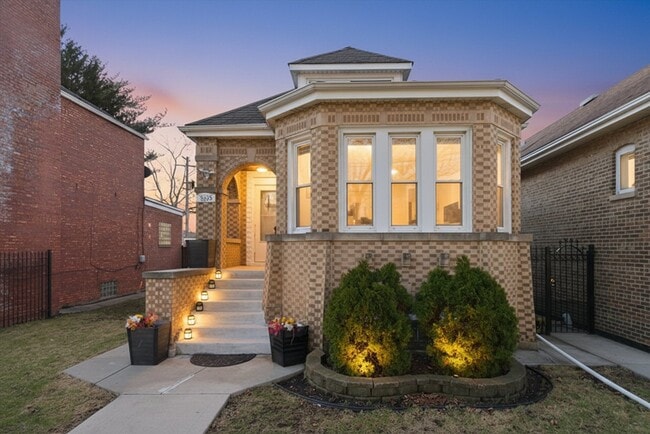 property at 3835 W 65th St