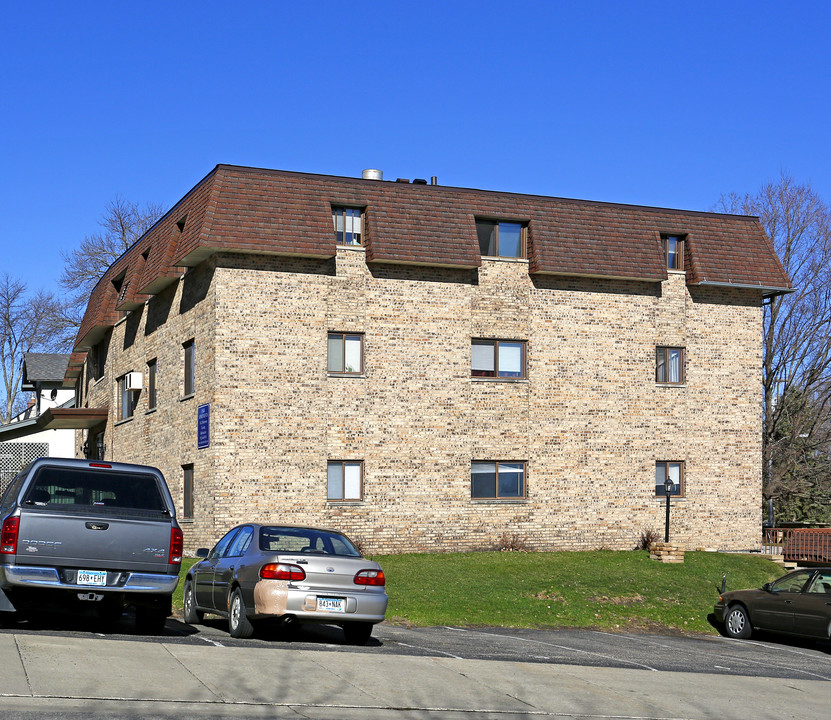 Park Apartments in Waconia, MN - Building Photo