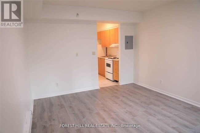 126 Dundas St E in Toronto, ON - Building Photo - Building Photo