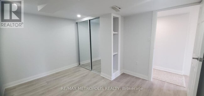 property at 37 Bill Guy Dr