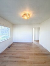 665 Patterson St NW in Salem, OR - Building Photo - Building Photo