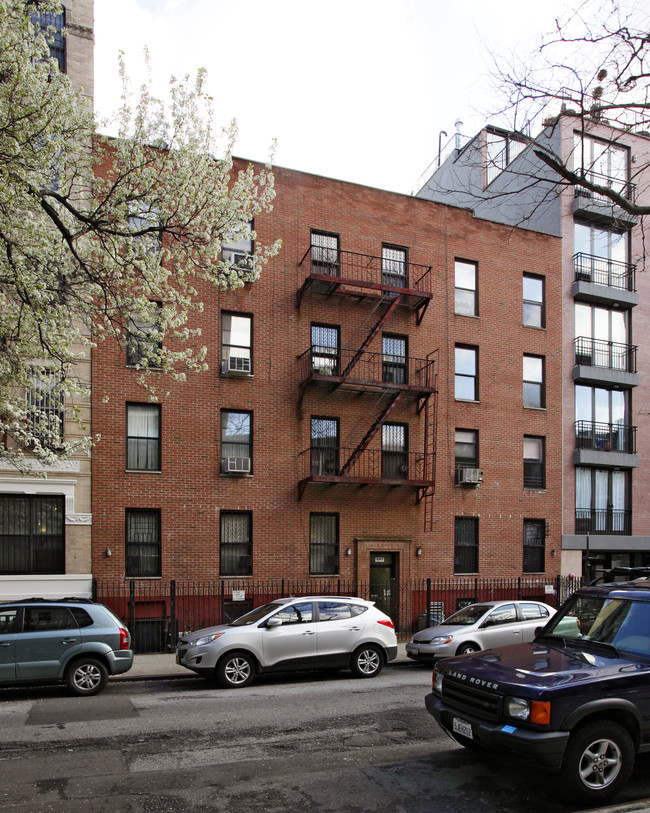 641 E 11th St in New York, NY - Building Photo - Building Photo