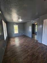 522 S Stonewall Ave in Ada, OK - Building Photo - Building Photo