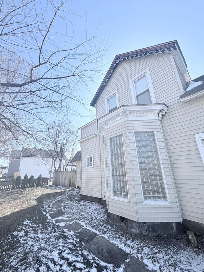 2604 W 27th St in Cleveland, OH - Foto de edificio - Building Photo