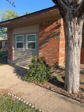 717 SW Ranch Oak Blvd in Lawton, OK - Building Photo - Building Photo