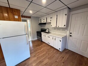 11 Pearl Ln in Farmington, NH - Building Photo - Building Photo