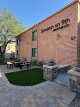 Sonoran On 9th in Tucson, AZ - Foto de edificio - Building Photo