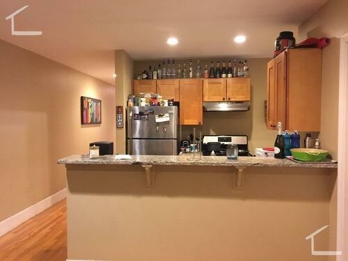 328 St Paul St-Unit -Suite Two in Brookline, MA - Building Photo