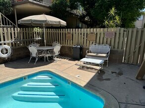 The Huntington Sunset in Arcadia, CA - Foto de edificio - Building Photo