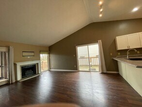 9487 S Lake Ridge Dr in Bloomington, IN - Building Photo - Building Photo