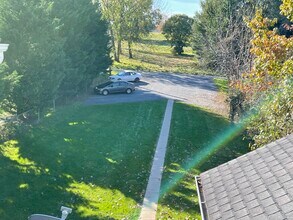 424 W Main St, Unit C in Waynesboro, PA - Building Photo - Building Photo