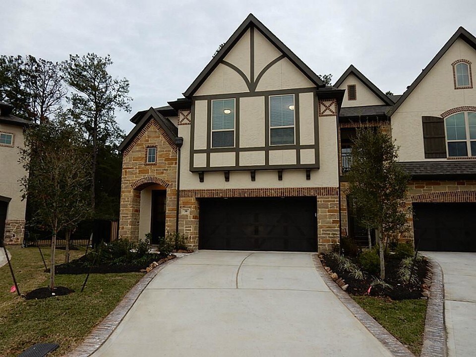 38 Jonquil Pl in Tomball, TX - Building Photo