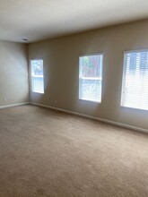 304 Homewood Ct in Cloverdale, CA - Building Photo - Building Photo