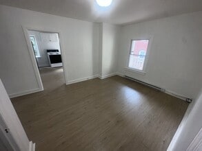 115 East Ave, Unit 2 in Hagerstown, MD - Building Photo - Building Photo