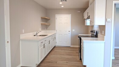 42405 Iowa st, Unit 42405 Iowa #2 in Palm Desert, CA - Building Photo - Building Photo