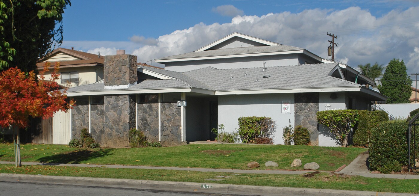 The Hawaii in Covina, CA - Foto de edificio