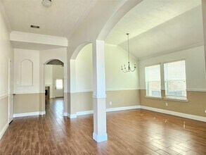 10038 Corvallis Dr in Houston, TX - Building Photo - Building Photo
