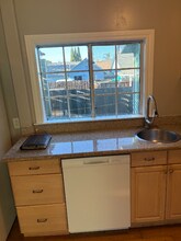 971 S 7th St in San Jose, CA - Foto de edificio - Building Photo